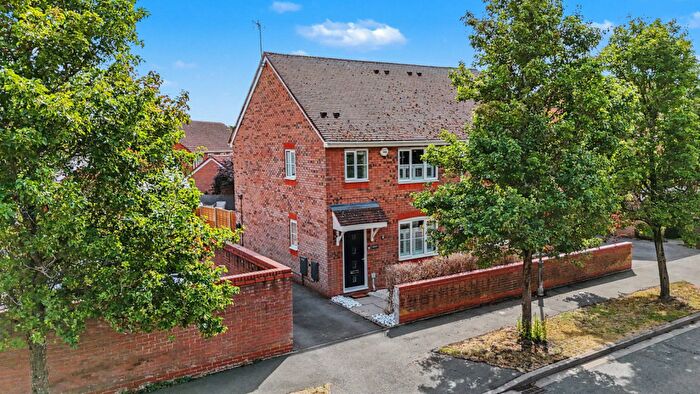 3 Bedroom Semi Detached House For Sale In Rumbush Lane, Shirley, Solihull, B90