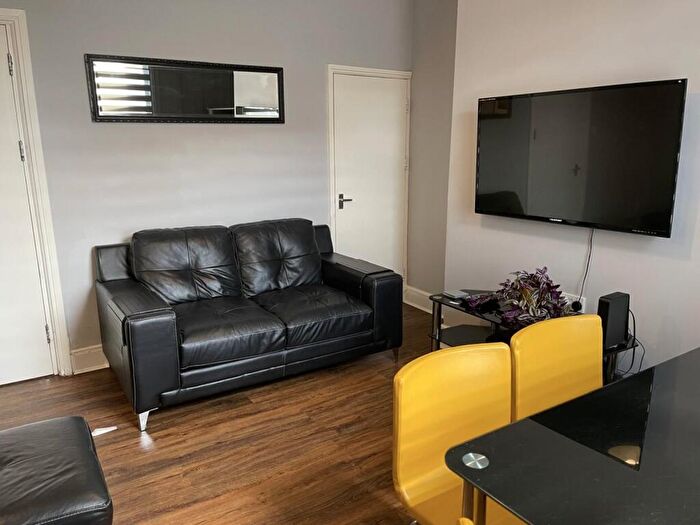 3 Bedroom Terraced House To Rent In Kesteven Street - Bed *Exclusive Deal*, LN5