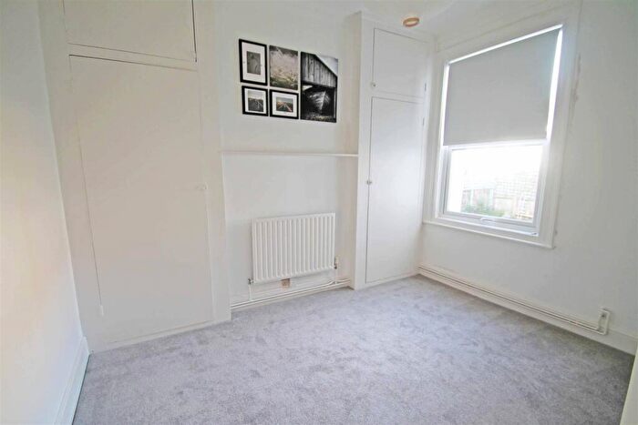 1 Bedroom Flat To Rent In Goldstone Road, Hove, BN3