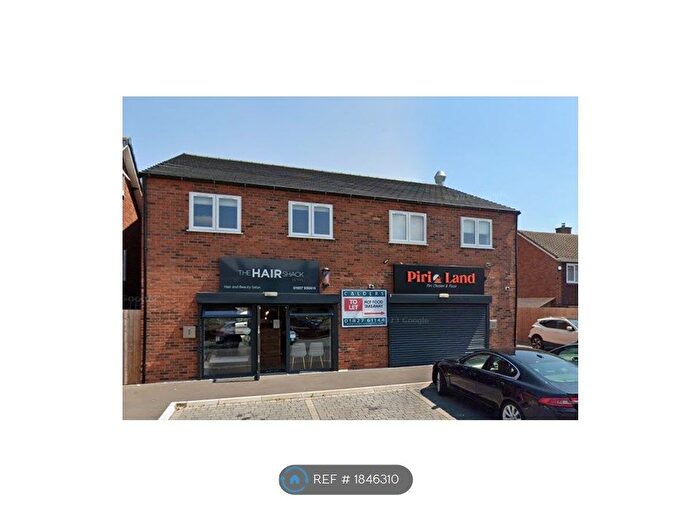 2 Bedroom Flat To Rent In St Catherines Court, Two Gates, Tamworth, B77