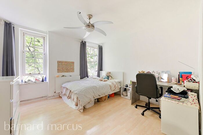 2 Bedroom Flat To Rent In Lambeth Walk, London, SE11