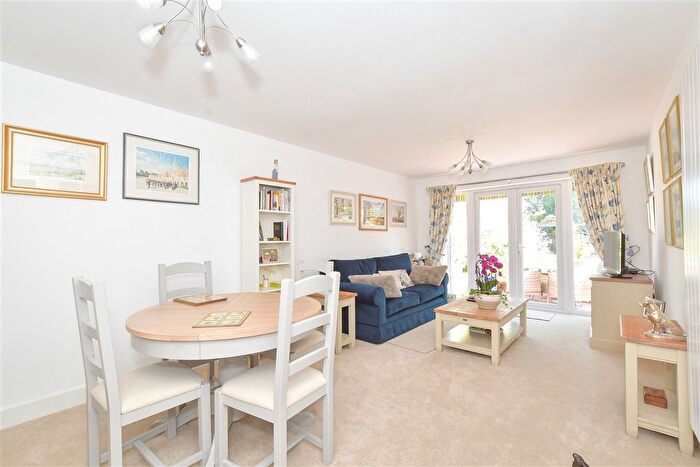 3 Bedroom Semi-Detached House For Sale In Deerleap Lane, Rowland's Castle, Hampshire, PO9