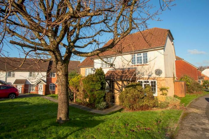 2 Bedroom End Of Terrace House To Rent In Rowan Close, Heathfield, East Sussex, TN21