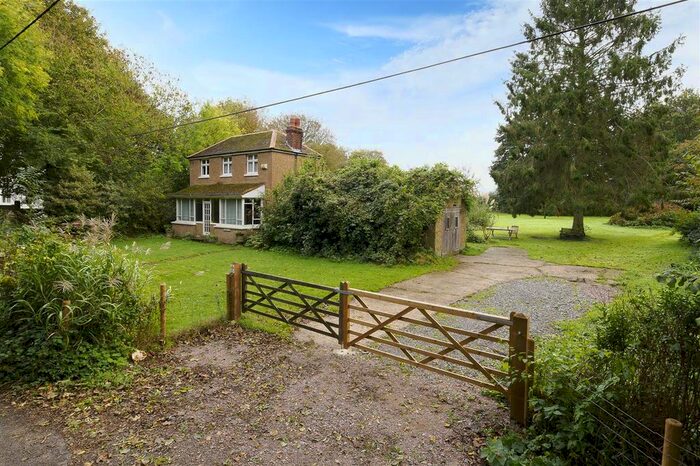 3 Bedroom Detached House For Sale In The Paddock, Church Road, Coldred, CT15