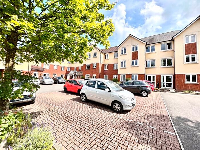 1 Bedroom Property For Sale In Penn Court, Calne, SN11