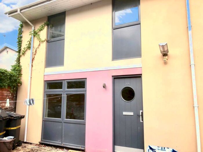 2 Bedroom House To Rent In Villiers Road, Bristol, BS5