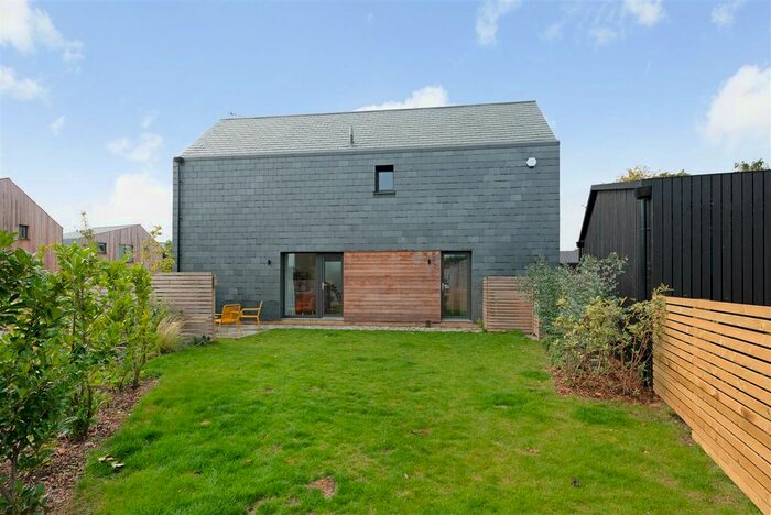 3 Bedroom Semi-Detached House For Sale In Cherrywood, Hernhill, Faversham, ME13