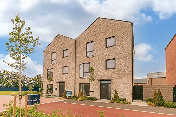 5 Bedroom Semi-Detached House For Sale In Marleigh Avenue, Cambridge, CB5