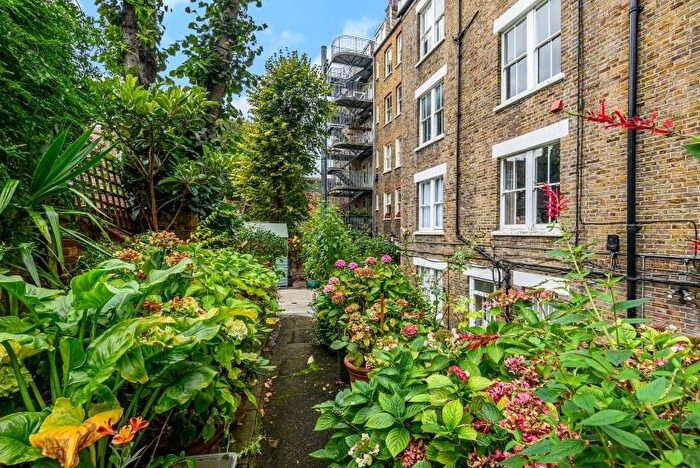 1 Bedroom Flat To Rent In Maida Avenue, London, W2