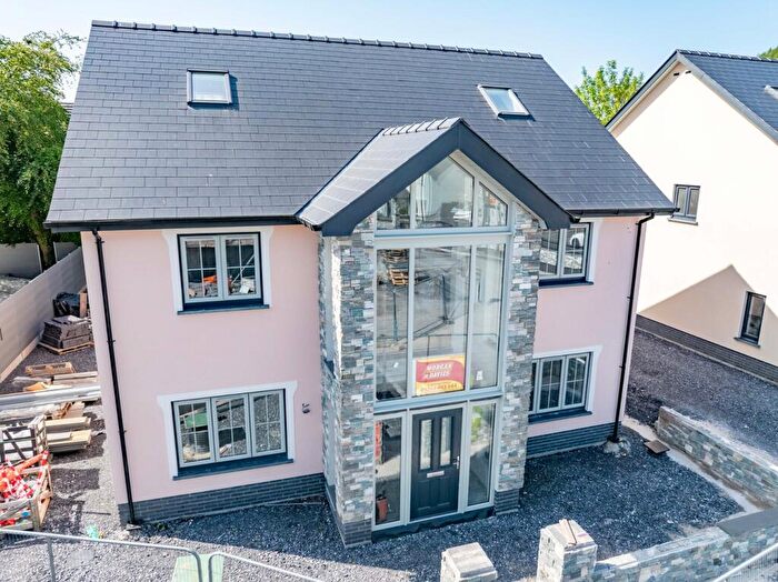 4 Bedroom Detached House For Sale In Bronwydd Road, Carmarthen, SA31