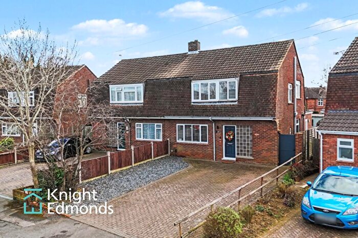 3 Bedroom Semi Detached House For Sale In Hillary Road, Penenden Heath, ME14
