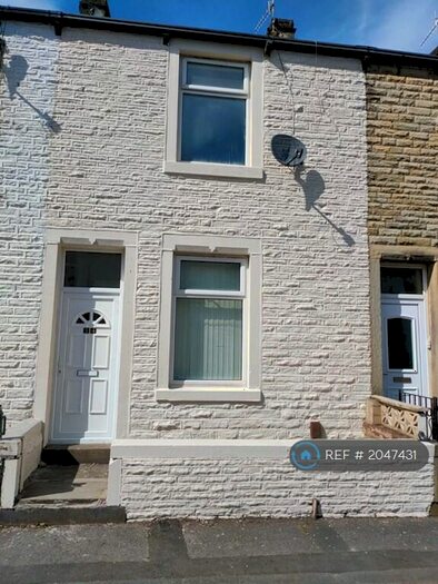 3 Bedroom Terraced House To Rent In Ferndale Street, Burnley, BB10