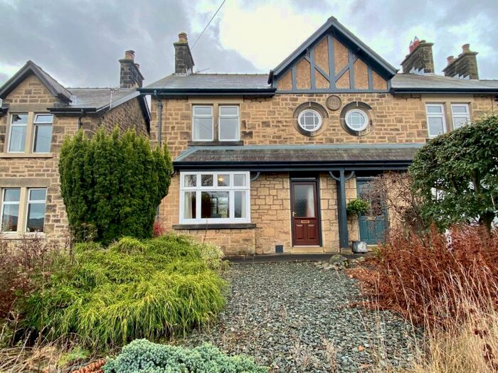 3 Bedroom Semi-Detached House For Sale In St. Marys View, Darley Bridge, Matlock, DE4