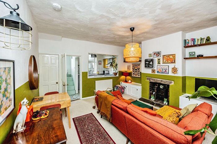 2 Bedroom End Of Terrace House For Sale In Upper Fountain Street, Sowerby Bridge, HX6