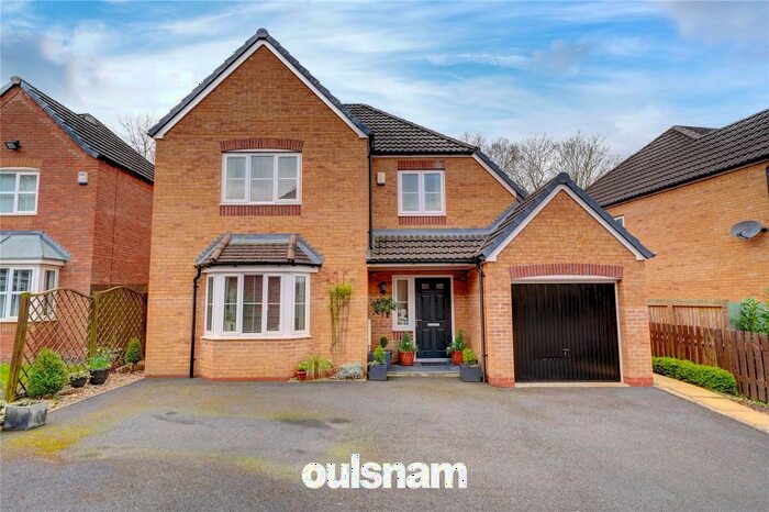 3 Bedroom Detached House For Sale In Amphlett Way, Wychbold Droitwich, Droitwich, Worcestershire, WR9