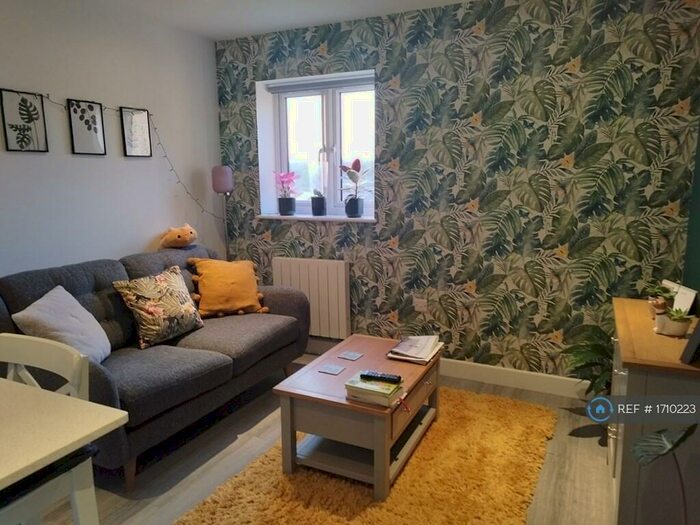 1 Bedroom Flat To Rent In Millers Hill, Ramsgate, CT11