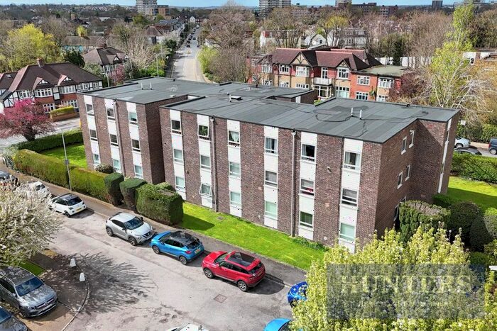 1 Bedroom Flat To Rent In Lambourn Grove, Norbiton, Kingston Upon Thames, KT1