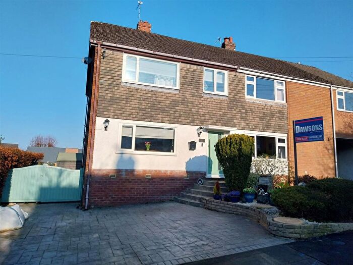 3 Bedroom Semi Detached House For Sale In High Bank Avenue, Stalybridge, SK15