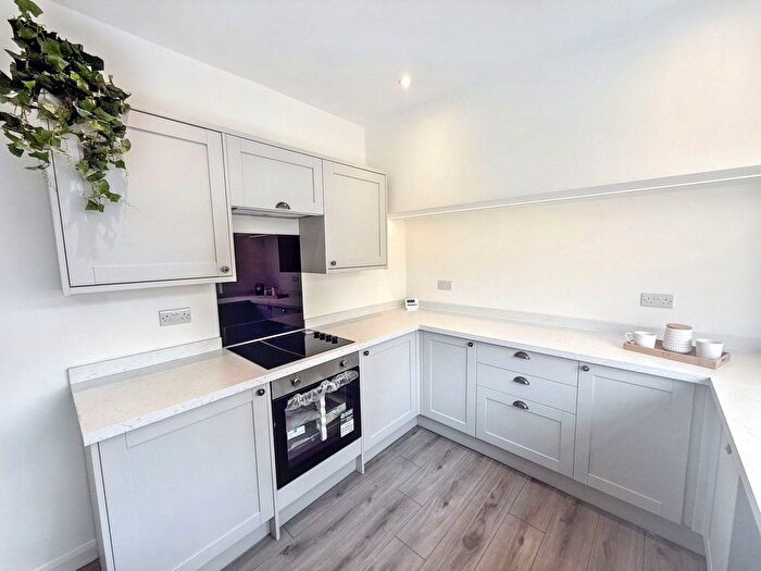 2 Bedroom Semi-Detached House For Sale In Exeter Road, Wallsend, NE28