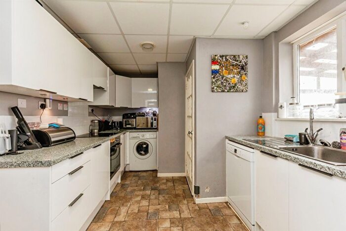 3 Bedroom Terraced House For Sale In Springfield Avenue, Shirehampton, Bristol, BS11