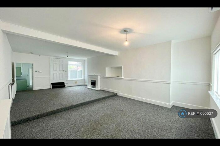 3 Bedroom Terraced House To Rent In Nelson Road, New Rossington, Doncaster, DN11
