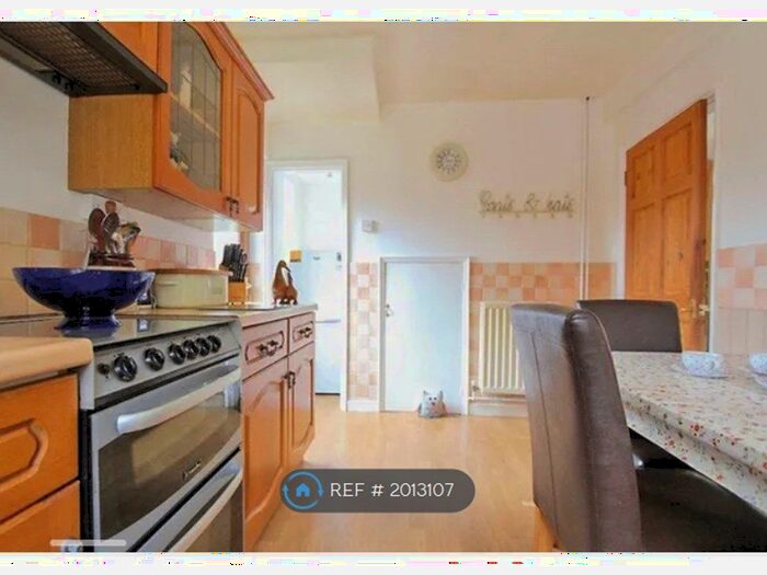 3 Bedroom Semi-Detached House To Rent In Harden Road, Walsall, WS3