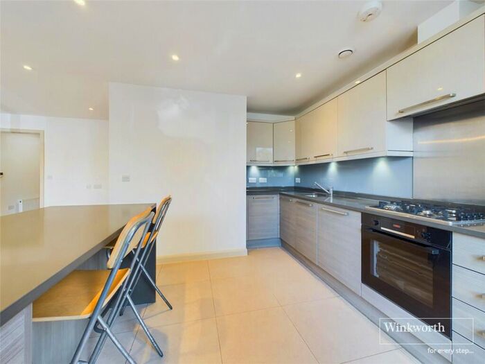 3 Bedroom Apartment To Rent In Alpine Road, London, NW9