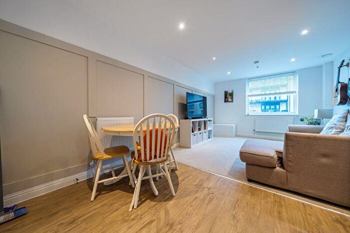 2 Bedroom Flat For Sale In Liberty House, Bessemer Road, Welwyn Garden City, AL7