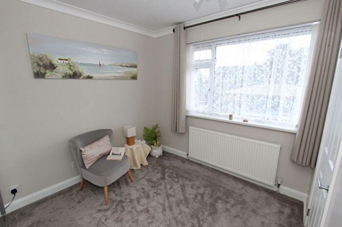 2 Bedroom Bungalow For Sale In Duchy Avenue, Preston, Paignton, TQ3
