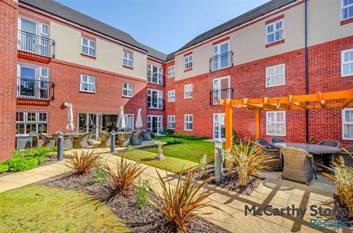 1 Bedroom Flat For Sale In Milward Place, Clive Road, Redditch, Worcestershire, B80