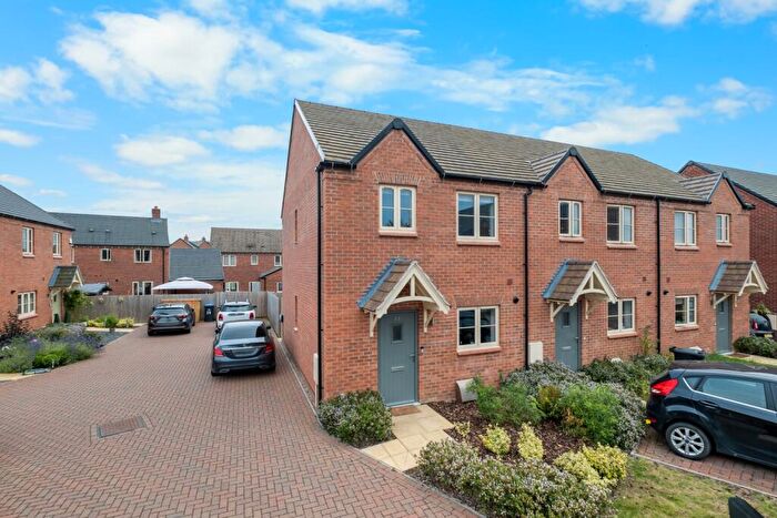 2 Bedroom End Of Terrace House For Sale In Park Road, Lutterworth, LE17