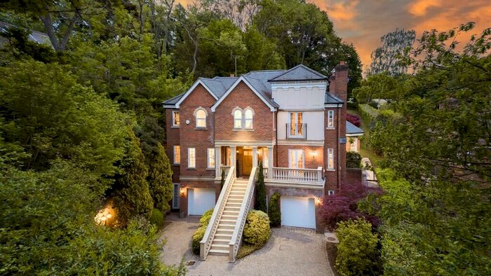 6 Bedroom Detached House For Sale In Seer Green, Beaconsfield, HP9