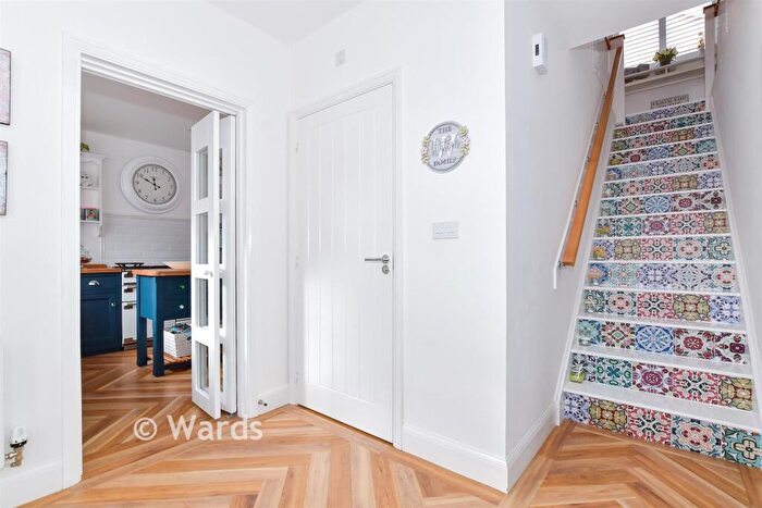 4 Bedroom Detached House For Sale In Mason Lane, Rochester, Kent, ME1