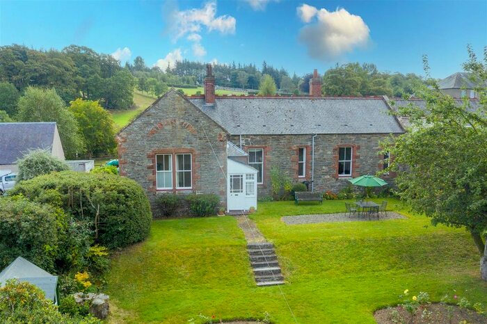 3 Bedroom Semi-Detached House For Sale In Bleachfield Road, Selkirk, TD7