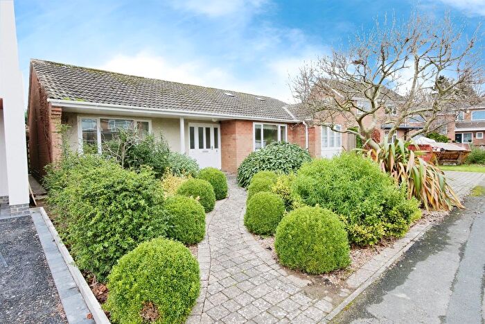 3 Bedroom Detached Bungalow For Sale In Westfield Place, Wigginton, York, YO32
