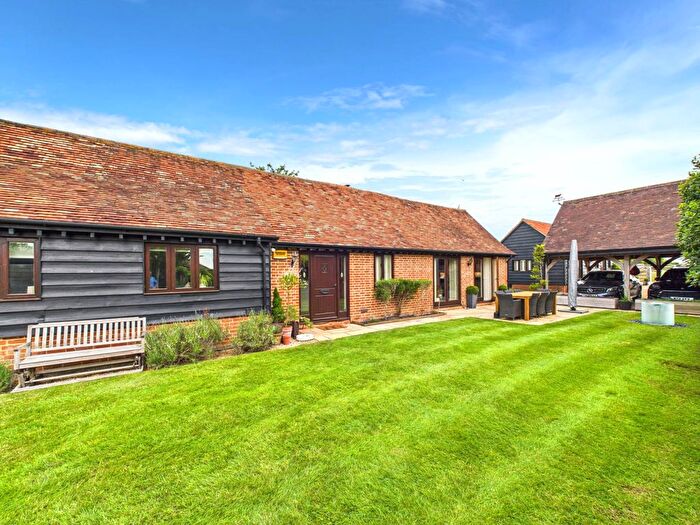 4 Bedroom Barn Conversion For Sale In Station Road, Quainton, HP22