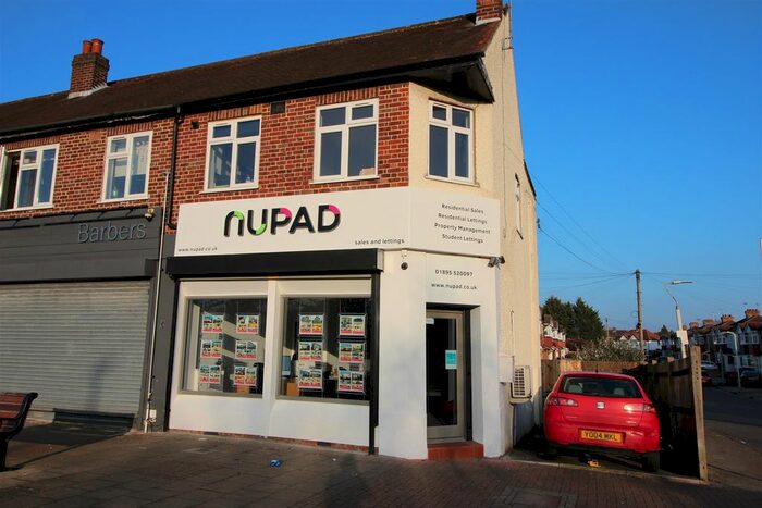 2 Bedroom Flat To Rent In Dellfield Parade, High Street, Cowley, Uxbridge, UB8