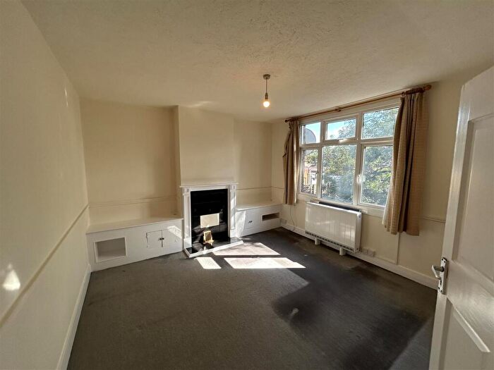 1 Bedroom Apartment To Rent In Bexley Road, Erith, DA8