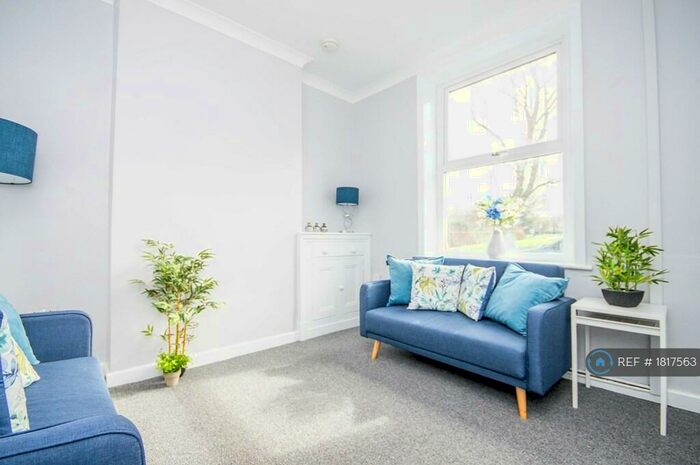 2 Bedroom Terraced House To Rent In Cotton Street, Burnley, BB12