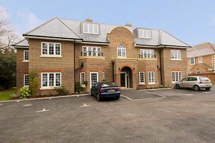 2 Bedroom Apartment To Rent In St Georges Lane, Ascot, SL5