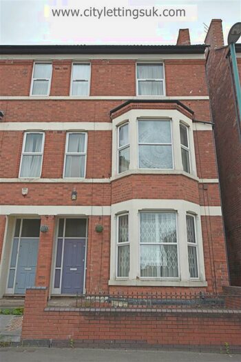7 Bedroom Terraced House To Rent In Lenton Nottingham, NG7
