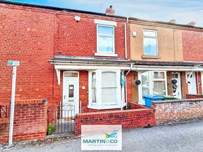 2 Bedroom Terraced House For Sale In Central Avenue, Worksop, Nottinghamshire, S80