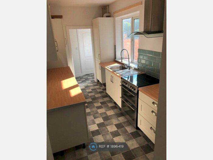 3 Bedroom Terraced House To Rent In Burder Street, Loughborough, LE11