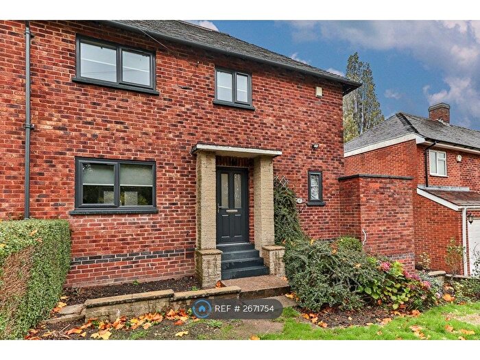 3 Bedroom Semi Detached House To Rent In Ravenscroft Road, Sheffield, S13