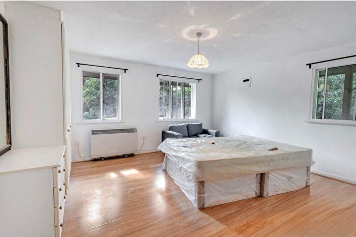 Property To Rent In Lampton Road, Hounslow, TW3