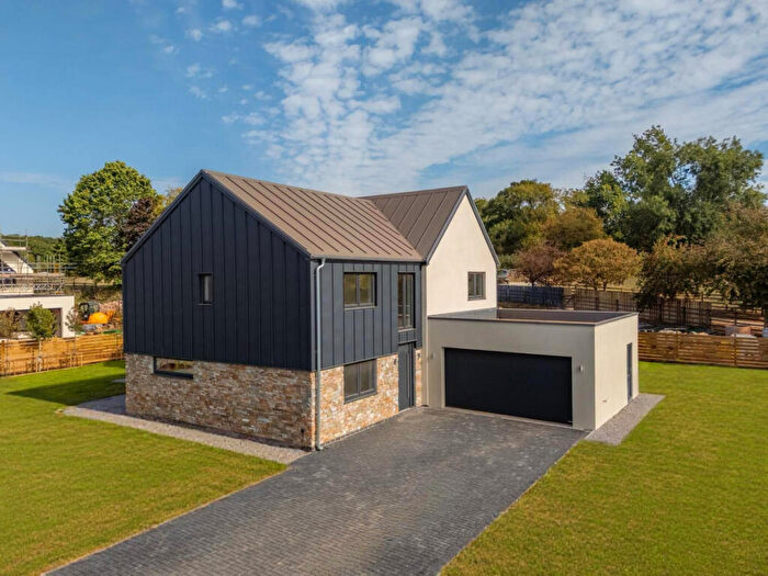 4 Bedroom Detached House For Sale In Wressing Field, Cullompton, EX15