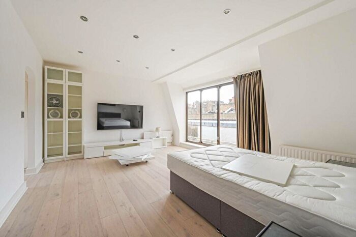 3 Bedroom House To Rent In Linhope Street, Regent's Park, London, NW1