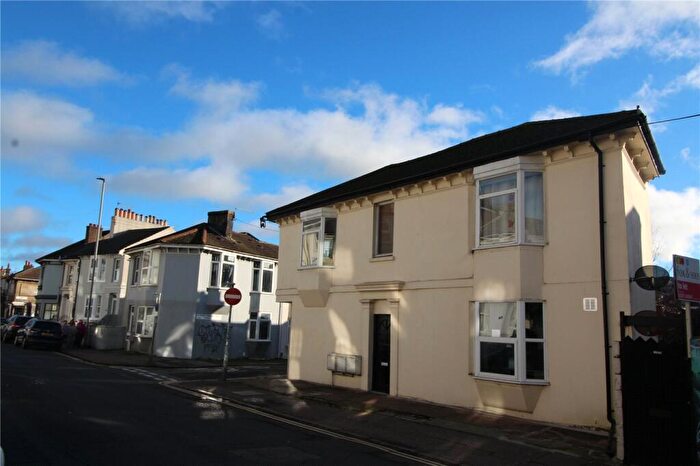 2 Bedroom Flat To Rent In Upper Lewes Road, Brighton, East Sussex, BN2