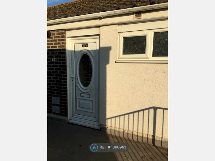 1 Bedroom Flat To Rent In The Links, Gosport, PO13