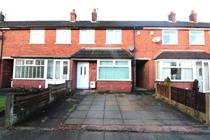 3 Bedroom Terraced House To Rent In Farcroft Avenue, Radcliffe, Manchester, M26
